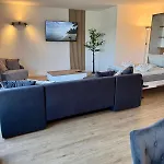 Smart In - Boardinghouse * קאסל