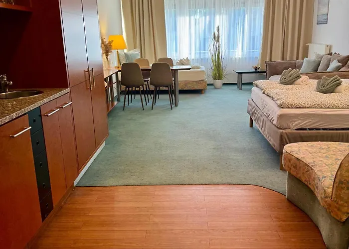 Smart In - Boardinghouse *